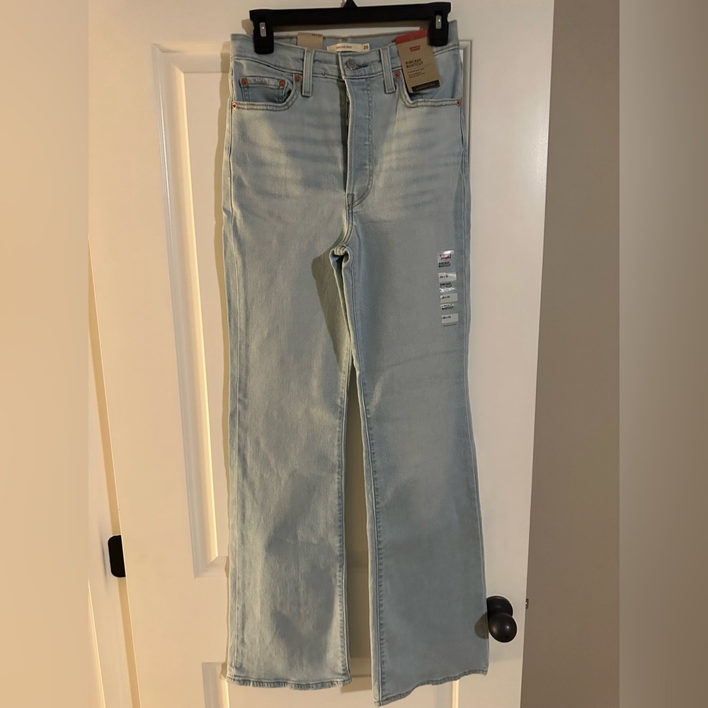 Levi’s Ribcage Jeans 28 NWT